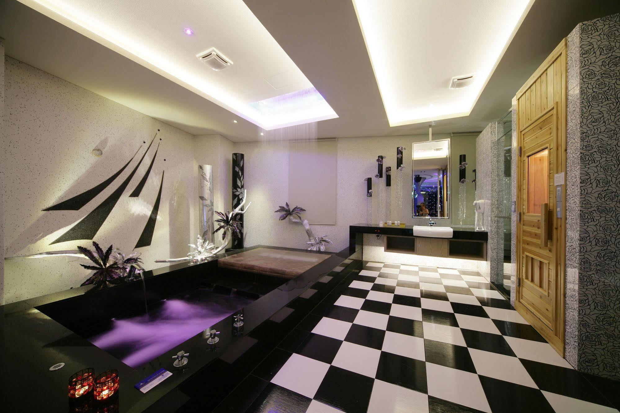 Dubai Villa Motel Daya Εξωτερικό φωτογραφία